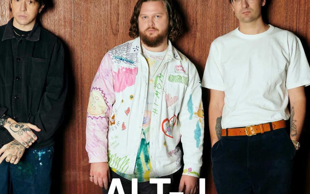 ALT J